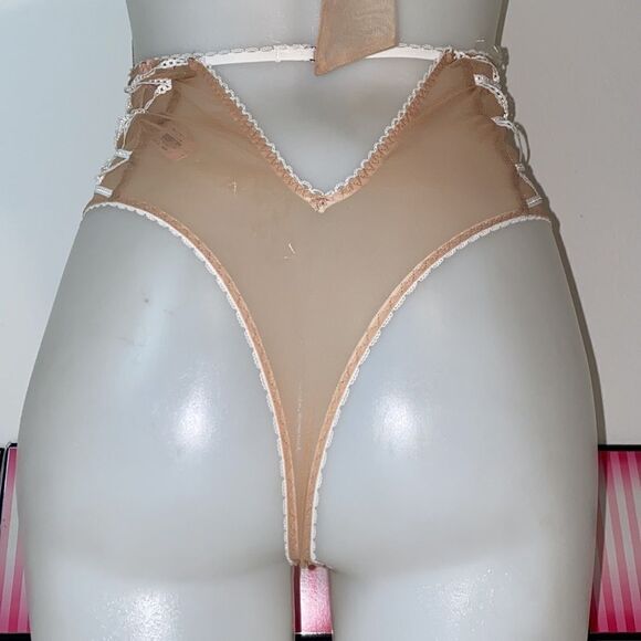 🔥NEW!! VICTORIA SECRET EMBROIDERED TEDDY - Picture 7 of 11